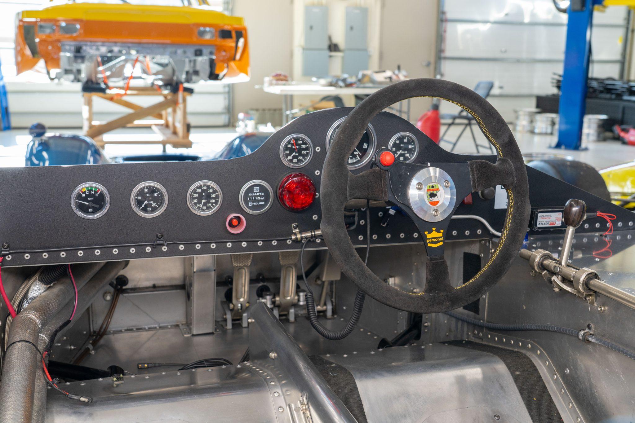 Ex–Peter Revson 1968 McLaren M6B - Photo 5