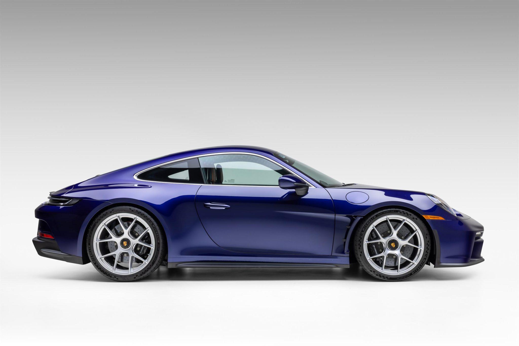 98-Mile 2024 Porsche 911 S/T Heritage Design - Photo 2